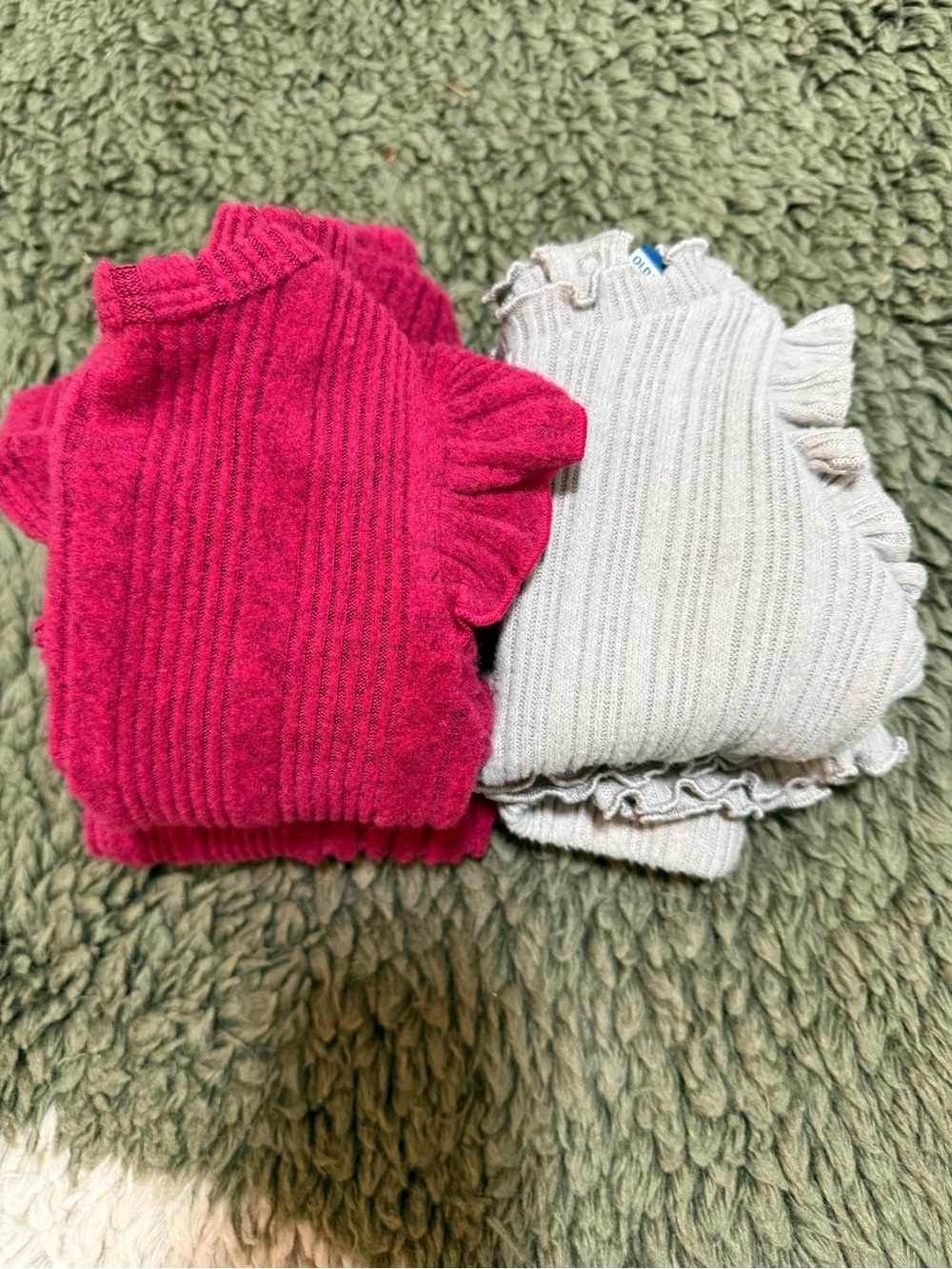 Two Sets! Ribbed Ruffle Sleeve Turtleneck Sweater - Pink and Gray
